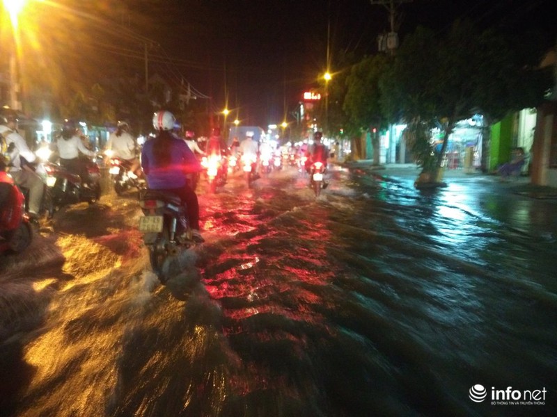 TP.HCM lại ngập