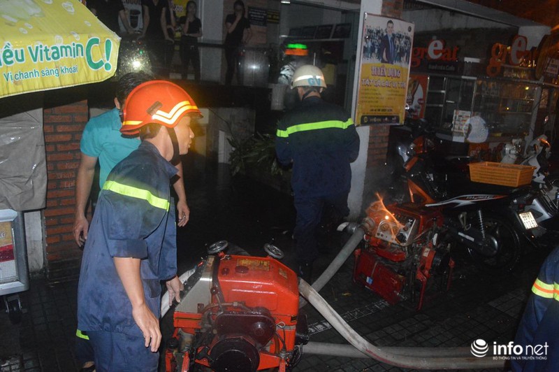TP.HCM: Hàng nghìn xe máy chìm nghỉm trong hầm gửi xe - ảnh 6