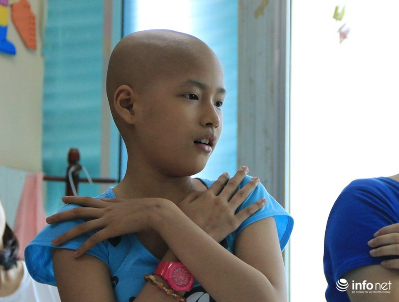 Lớp học đặc biệt của những bệnh nhi ung thư tại bệnh viện Ung Bướu TP.HCM - ảnh 14