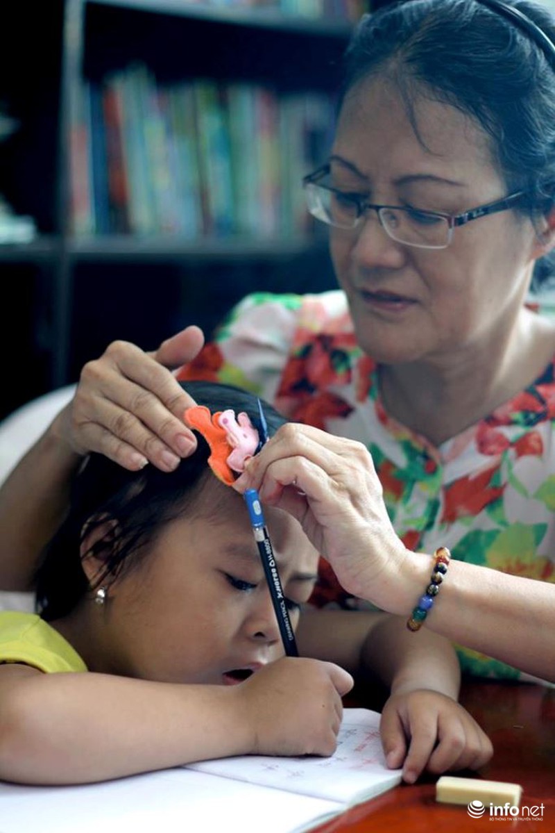 Lớp học đặc biệt của những bệnh nhi ung thư tại bệnh viện Ung Bướu TP.HCM - ảnh 9