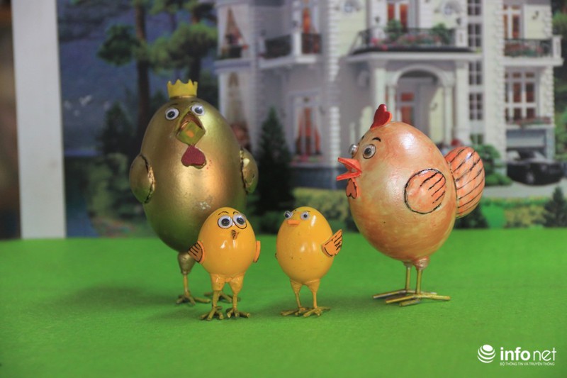 Gặp kỷ lục gia làm 70 con gà bằng vỏ trứng chào đón xuân Đinh Dậu 2017 - ảnh 3