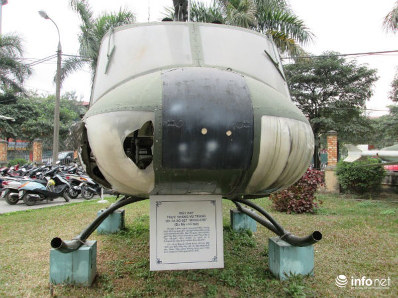 Cận cảnh trực thăng huyền thoại UH-1 của Mỹ tại Việt Nam - ảnh 6