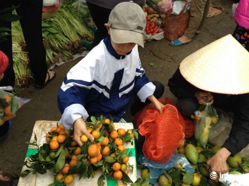 Rộn ràng phiên chợ quê ngày Tết - ảnh 14