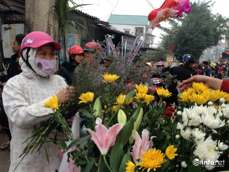 Rộn ràng phiên chợ quê ngày Tết - ảnh 11