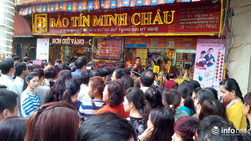DN vàng sửng sốt vì lượng khách kỷ lục ngày Thần Tài - ảnh 4