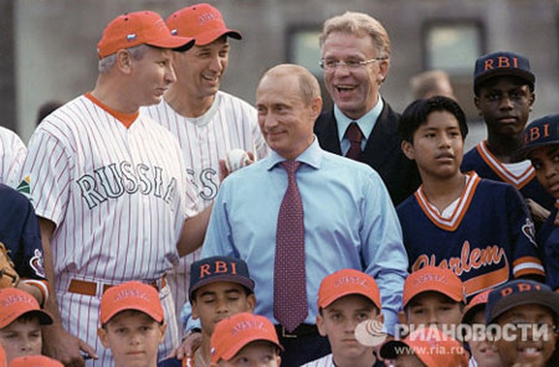 Ảnh: Khoảnh khắc đẹp về Putin trong 15 năm cầm quyền - ảnh 3