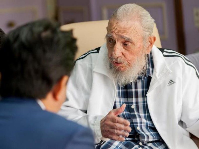 Cuộc đời cựu Chủ tịch Cuba Fidel Castro qua ảnh - ảnh 13