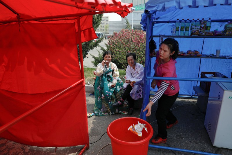 Cận cảnh những mặt hàng không bao giờ xuất khẩu của Triều Tiên - ảnh 7