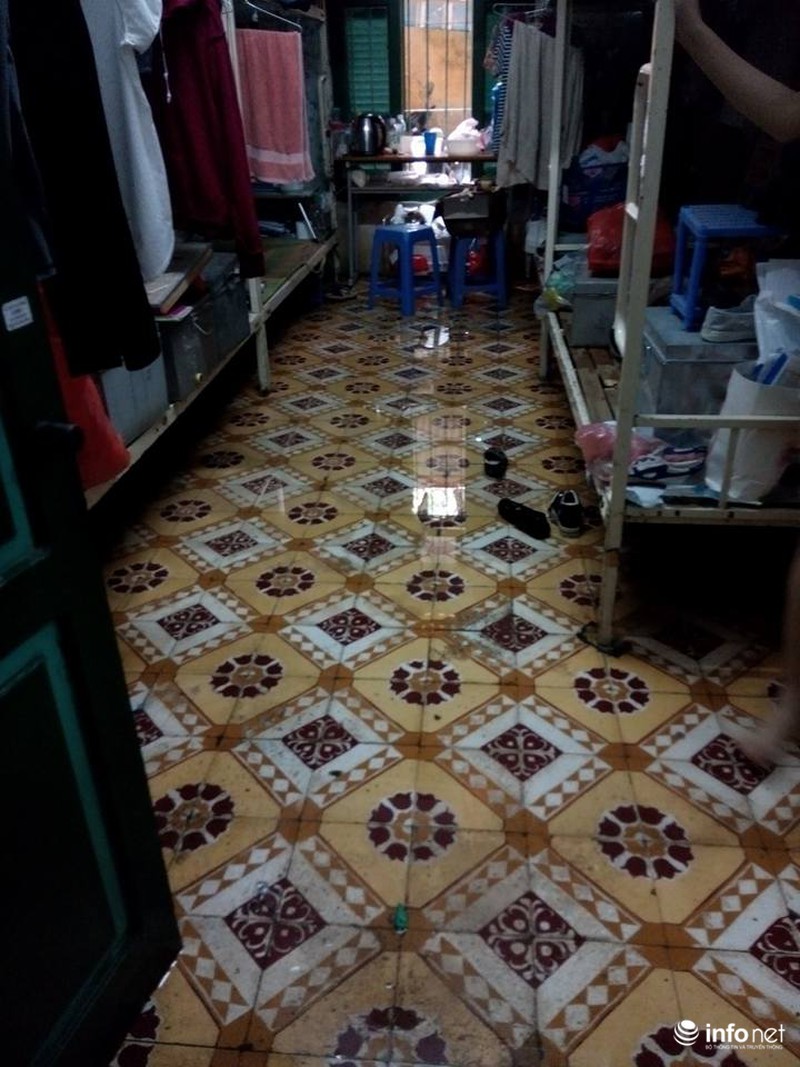 Hà Nội: Sinh viên “khóc thét” vì nước tràn lênh láng trong ký túc xá - ảnh 12