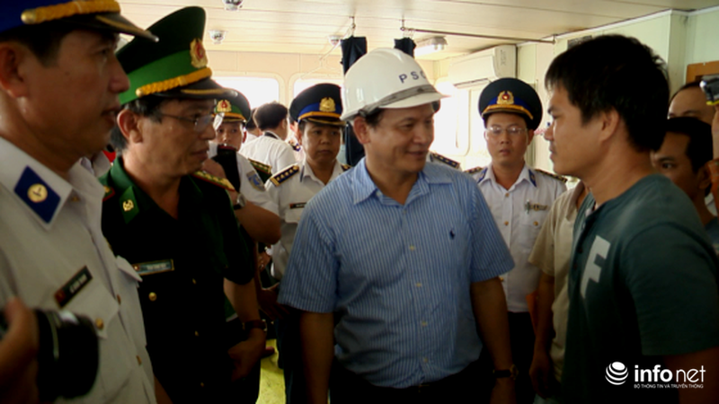 Hình ảnh ngổn ngang bên trong tàu Sunrise bị cướp biển tấn công - ảnh 4