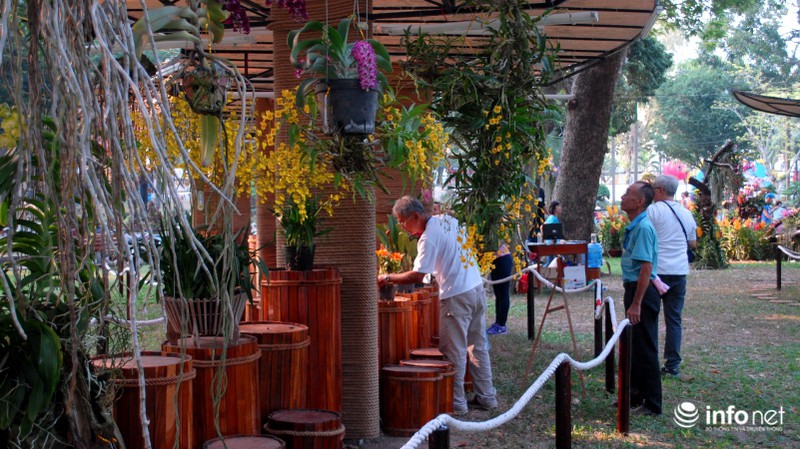 Quân đội kiểm tra gắt gao trước giờ khai mạc Hội hoa xuân - ảnh 12