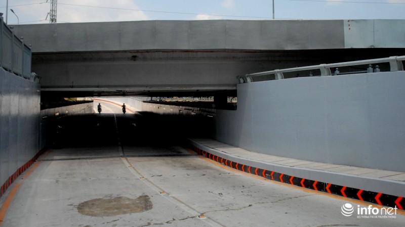 TP.HCM: Vào hầm chui dưới mực nước kênh Thị Nghè 1,6m - ảnh 8