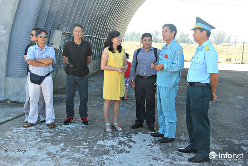 Thăm đơn vị đặc biệt đào tạo phi công của Không quân Việt Nam - ảnh 7
