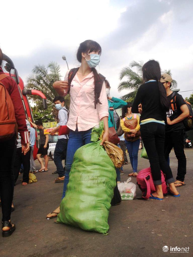 “Rồng rắn” trở lại Sài Gòn sau kỳ nghỉ dài - ảnh 6