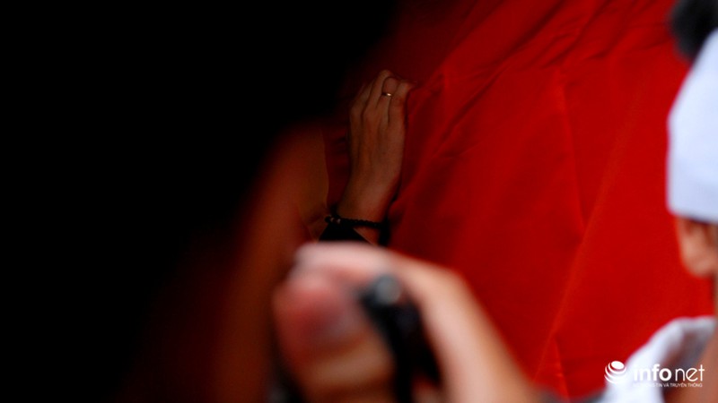 Lễ tiễn biệt hai phi công Su-22 hy sinh tại Bình Thuận - ảnh 18