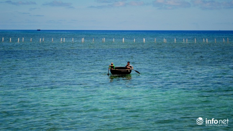 Xúc động giây phút gặp ngư dân giữa Biển Đông - ảnh 10