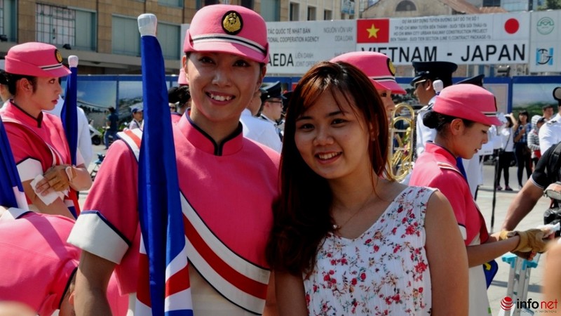 Nữ cảnh sát Nhật Bản xinh đẹp diễu hành tại trung tâm TP.HCM - ảnh 20