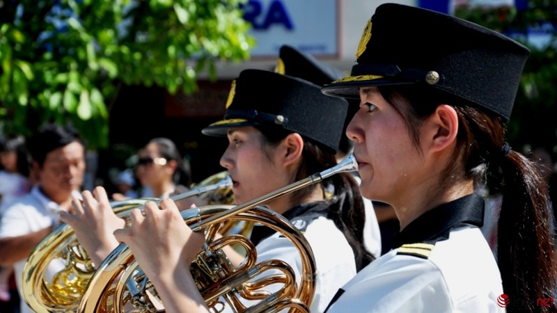 Nữ cảnh sát Nhật Bản xinh đẹp diễu hành tại trung tâm TP.HCM - ảnh 17