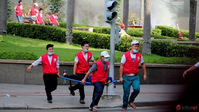 Hình ảnh buổi tổng duyệt PCCC lớn nhất năm tại TP.HCM - ảnh 12