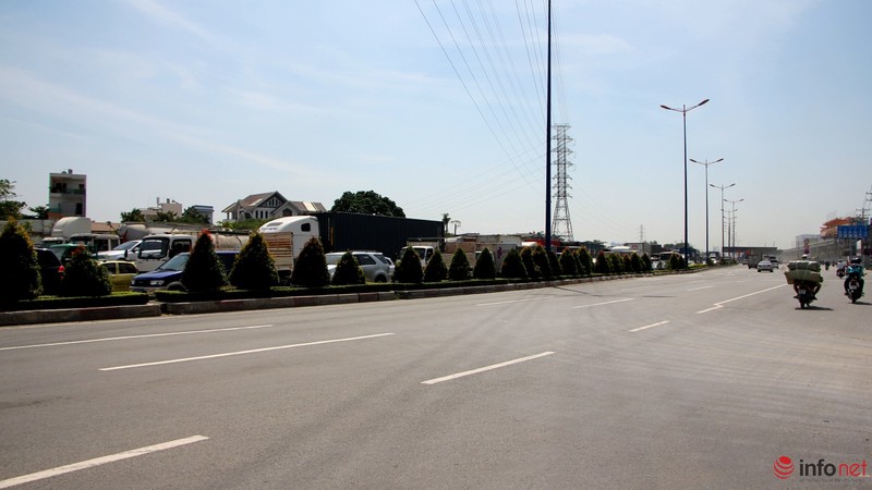 Trưa 27/11: Dòng xe ô tô kẹt gần 4km tại cửa ngõ TP.HCM - ảnh 13