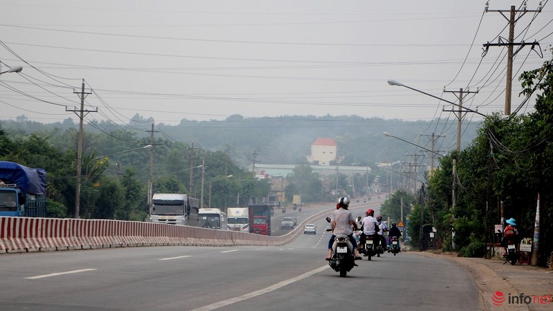 Mù khô đã lan tới Bình Dương - ảnh 6