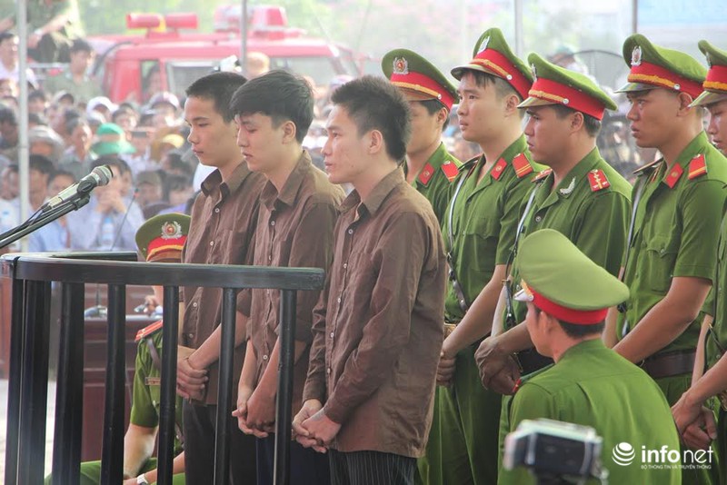 [Trực tiếp] Xử vụ thảm án Bình Phước: Tử hình Dương, Tiến còn Thoại thoát án tử - ảnh 9