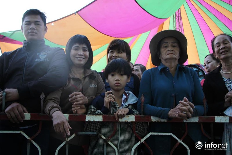 [Trực tiếp] Xử vụ thảm án Bình Phước: Tử hình Dương, Tiến còn Thoại thoát án tử - ảnh 21