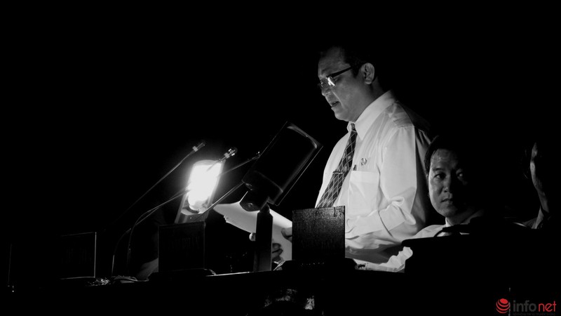 Toàn cảnh phiên xử tại Bình Phước qua bộ ảnh đen trắng - ảnh 33