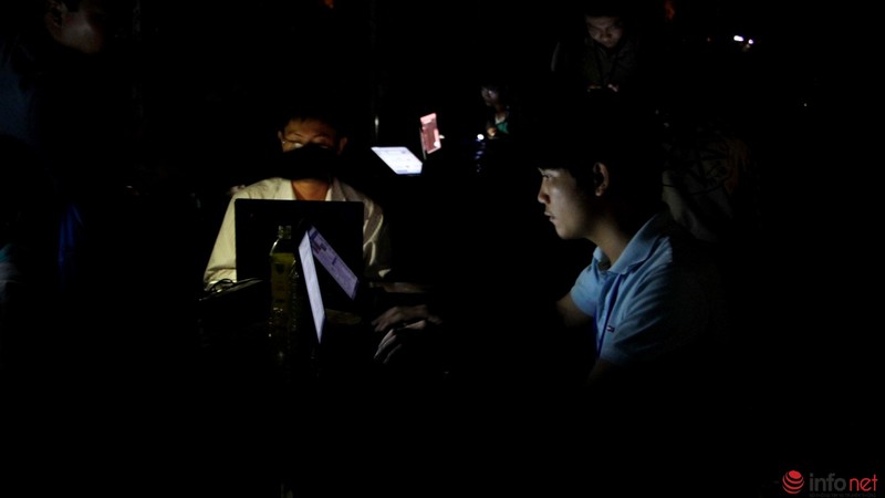 Những hình ảnh bụi bặm của