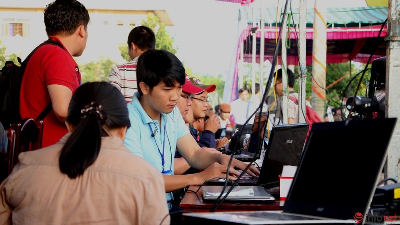 Những hình ảnh bụi bặm của