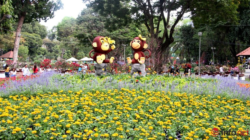 TP.HCM: Khai mạc Hội hoa Xuân, hàng ngàn hiện vật độc đáo được trưng bày - ảnh 3