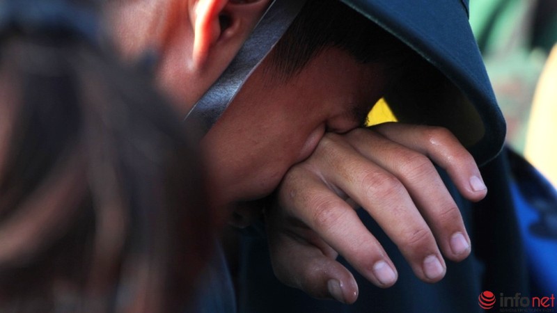 Xúc động giây phút lên đường nhập ngũ của các tân binh TP.HCM - ảnh 7