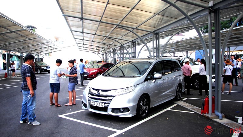 Tham quan chợ xe hơi theo kiểu Mỹ tại TP.HCM - ảnh 4