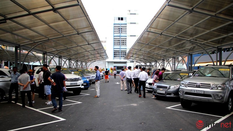 Tham quan chợ xe hơi theo kiểu Mỹ tại TP.HCM - ảnh 1