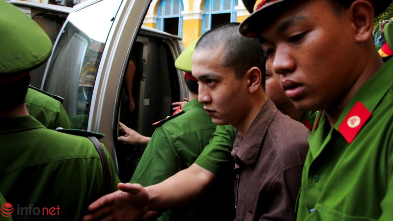 Toàn cảnh phiên xử phúc thẩm vụ thảm sát tại Bình Phước qua ảnh - ảnh 19