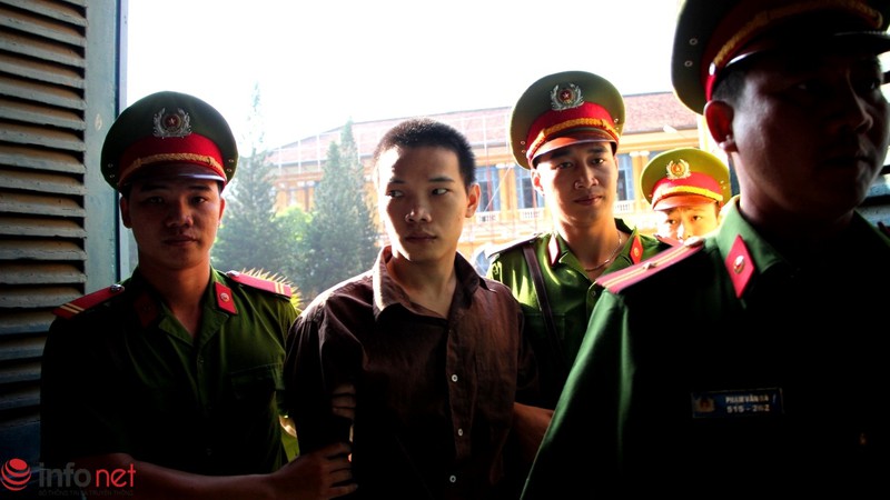 Toàn cảnh phiên xử phúc thẩm vụ thảm sát tại Bình Phước qua ảnh - ảnh 6