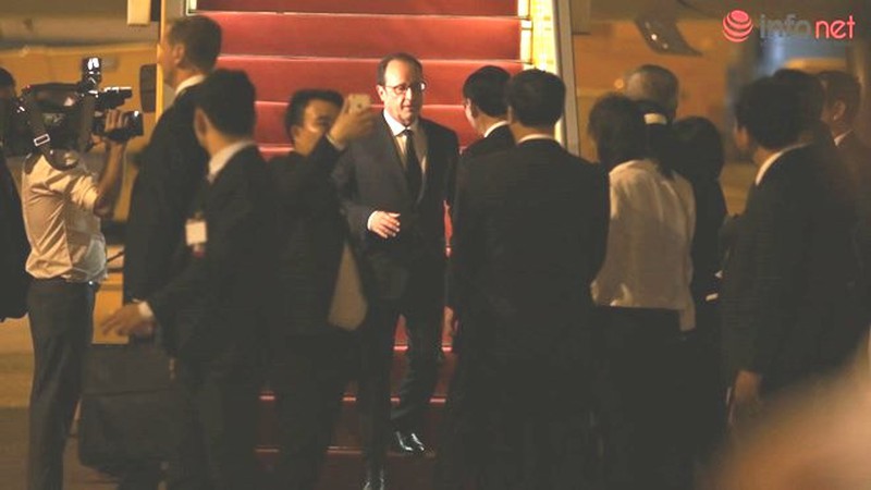 Tổng thống Pháp Francois Hollande đã tới TP. Hồ Chí Minh - ảnh 4