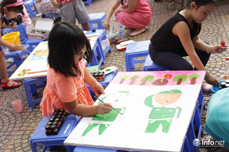 TP. Hồ Chí Minh: Hơn 1.500 họa sĩ nhí so tài vẽ tranh