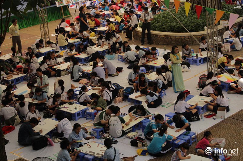 TP. Hồ Chí Minh: Hơn 1.500 họa sĩ nhí so tài vẽ tranh