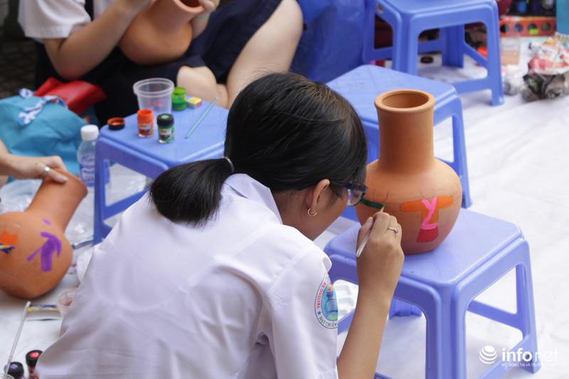 TP. Hồ Chí Minh: Hơn 1.500 họa sĩ nhí so tài vẽ tranh