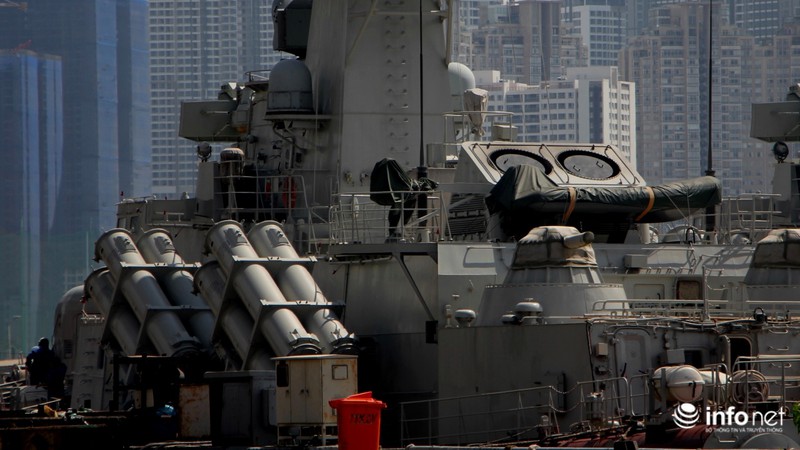 Hai tàu tên lửa tấn công nhanh của Hải quân cùng xuất hiện tại cảng Ba Son - ảnh 3