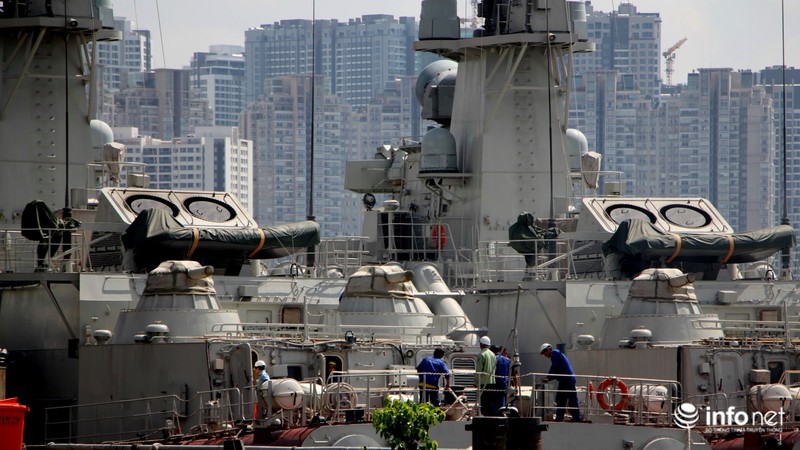 Hai tàu tên lửa tấn công nhanh của Hải quân cùng xuất hiện tại cảng Ba Son - ảnh 5