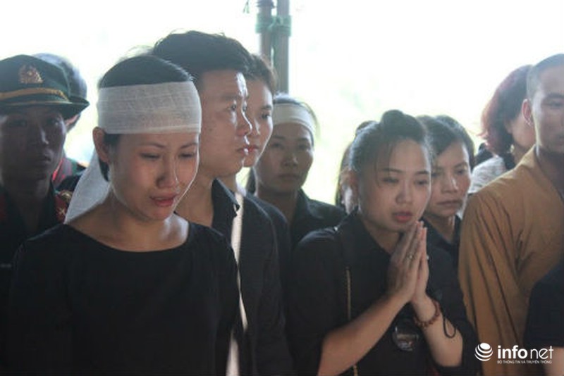 Lặng lẽ đưa nhạc sĩ An Thuyên về với đất mẹ - ảnh 8