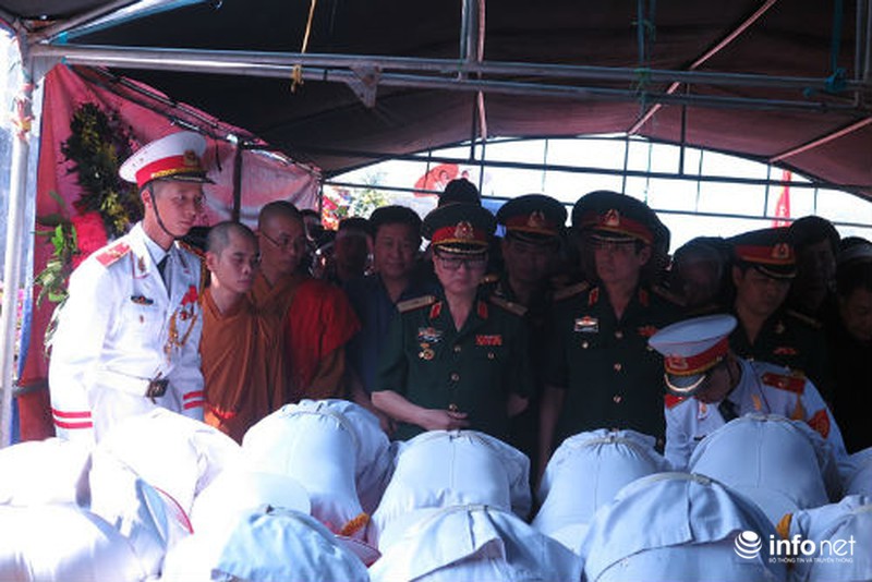 Lặng lẽ đưa nhạc sĩ An Thuyên về với đất mẹ - ảnh 6