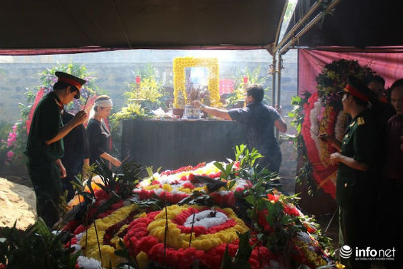 Lặng lẽ đưa nhạc sĩ An Thuyên về với đất mẹ - ảnh 10