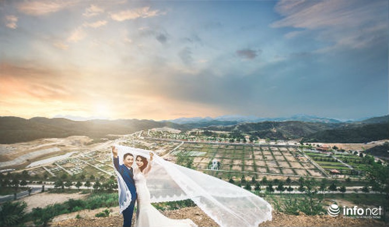 Chùm ảnh cưới ở nghĩa trang của cặp đôi yêu 7 ngày đã cưới - ảnh 3