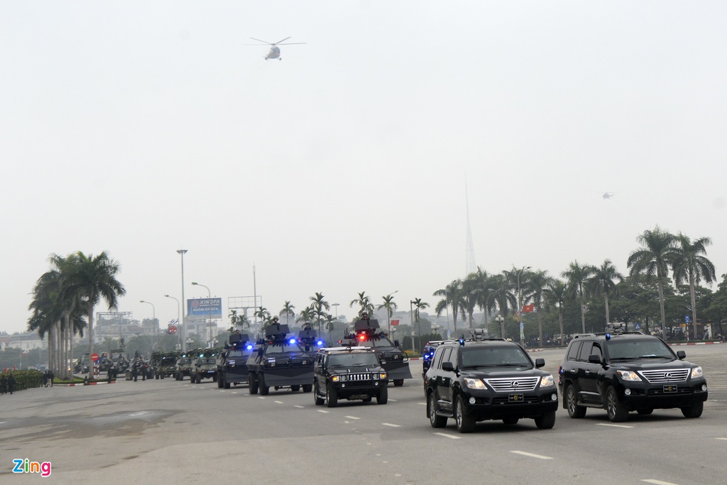 Cận cảnh dàn xe đặc chủng chống bạo loạn, bảo vệ Đại hội Đảng - ảnh 2