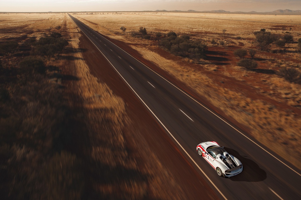 10 đường cao tốc cho chạy xe nhanh nhất thế giới - ảnh 9