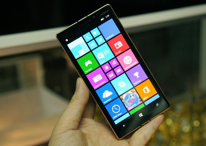 5 triệu đồng một lần mạ vàng Lumia 930 tại Hà Nội