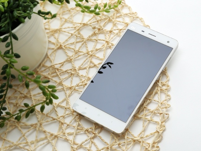 5 smartphone chụp ảnh tự sướng tốt nhất thế giới